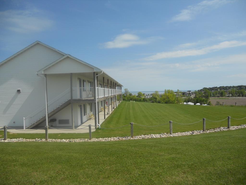 Coho Motel Kewaunee Exterior photo